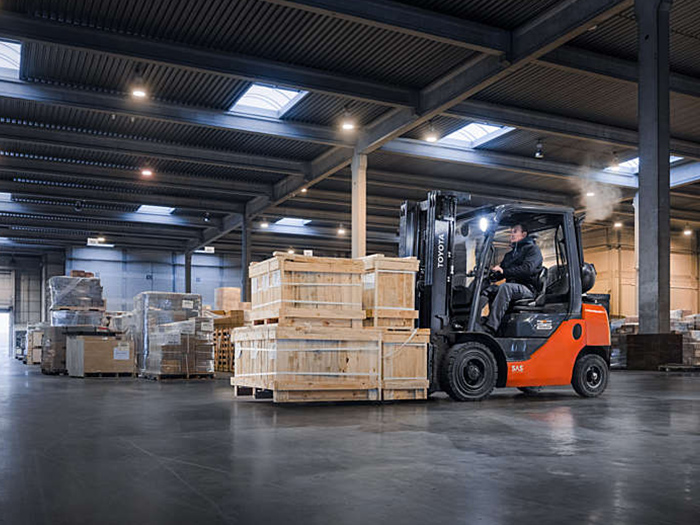 Skladovanie a logistika Skladovanie a logistika